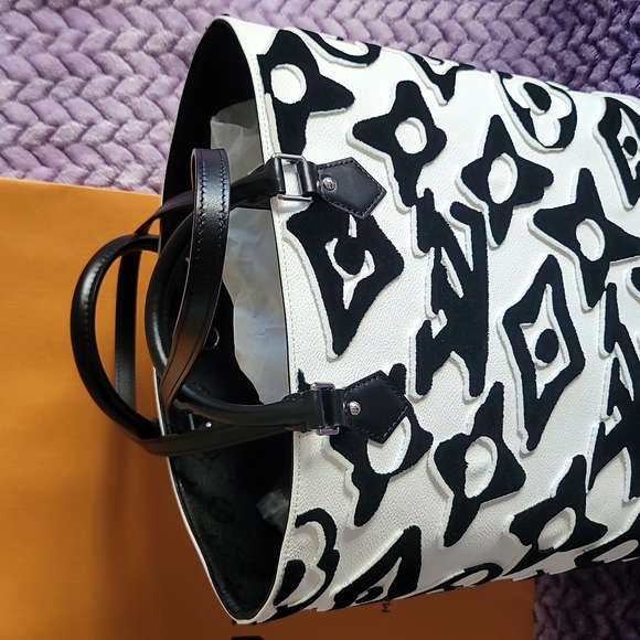 LOUIS VUITTON Monogram Giant White Black Cabas Bag Limited Urs Fischer LVxUF New - Picture 14 of 17